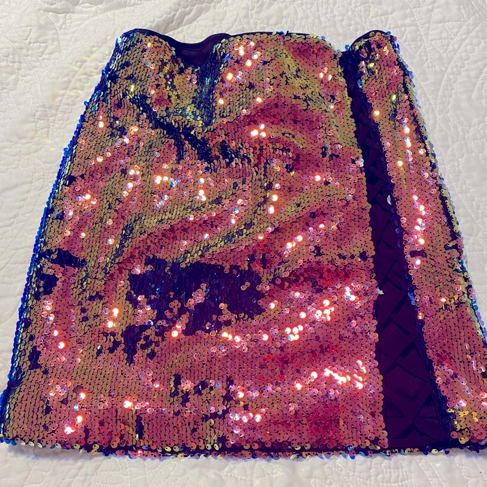 Brand mew mermaid sequin mini skirt